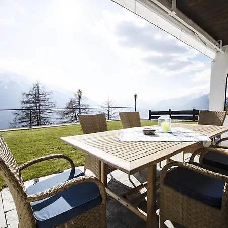 Villa Lion Hill Private Luxury Retreat *