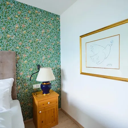 Villa Lion Hill Private Luxury Retreat