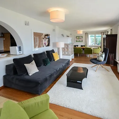Villa Lion Hill Private Luxury Retreat *